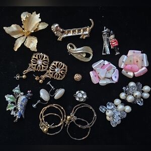 Mid Century Costume Jewelry Earrings & Pot Metal Gold Tone Avon Japan Unsigned